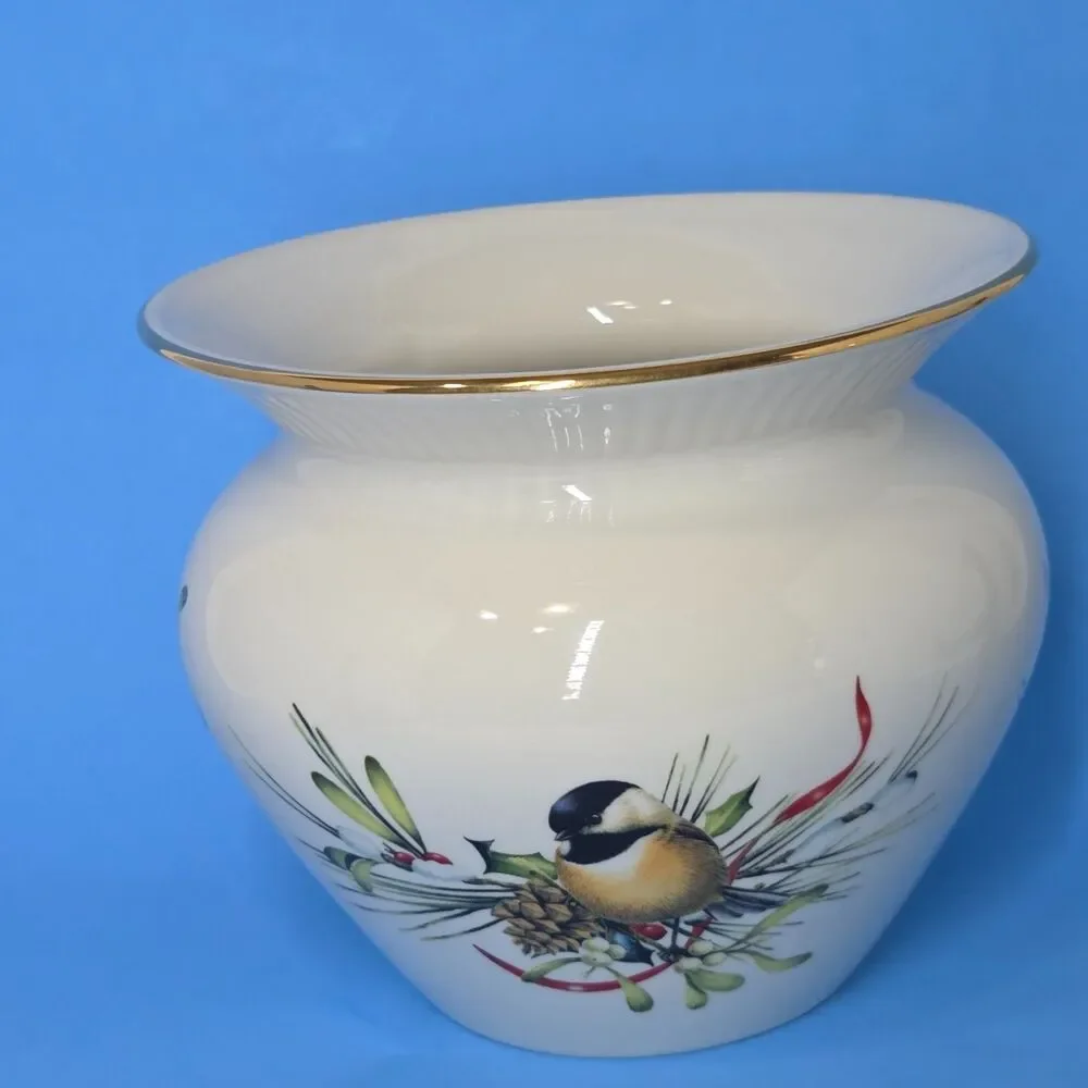 Lenox Winter Greetings Cachepot Planter Cardinal Chickadee Nuthatch Birds